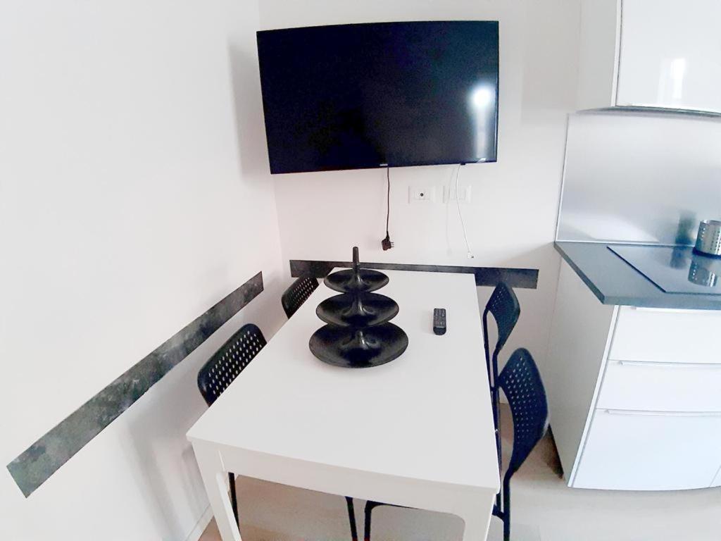 Easy Room Italy Mailand Exterior foto