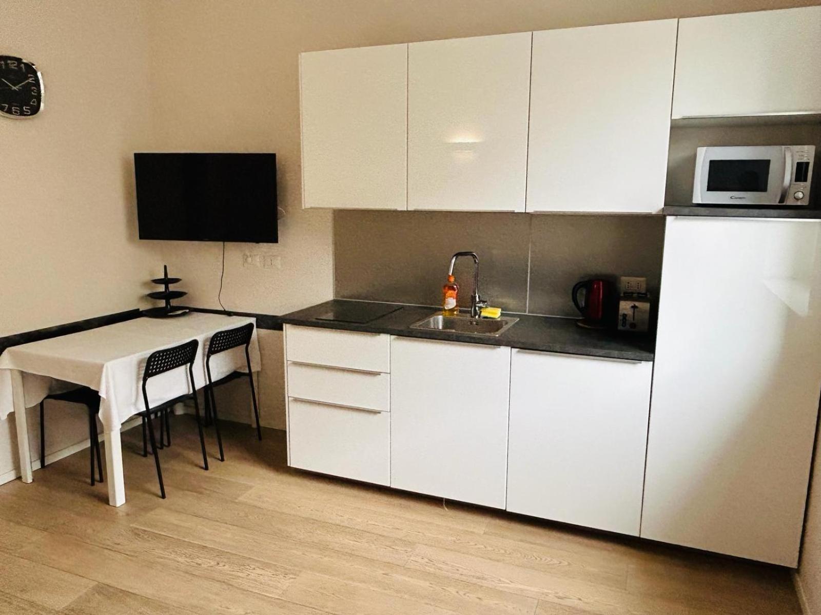 Easy Room Italy Mailand Exterior foto