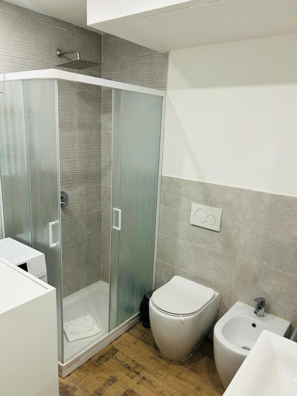 Easy Room Italy Mailand Exterior foto