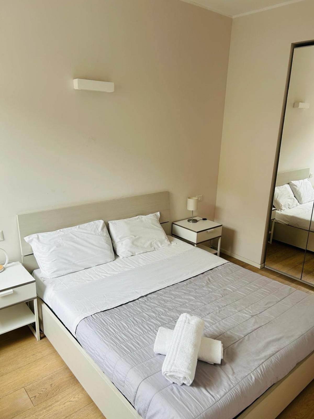 Easy Room Italy Mailand Exterior foto